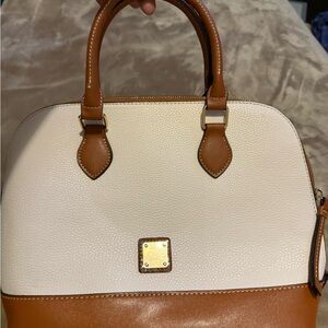 Elegant Cream and Tan Handbag